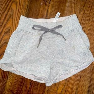 Lululemon Shorts Size 2 heather grey (limited edition)